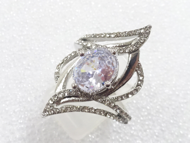 Japanese Kimono / Antique Accessories Metal